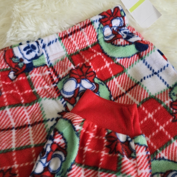 Disney Family holiday matching pajamas. Nwt - Picture 5 of 6